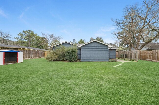 Building Photo - 7150 Carvel Ln