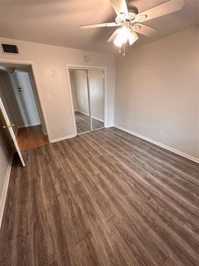 Building Photo - 1725 Toomey Rd