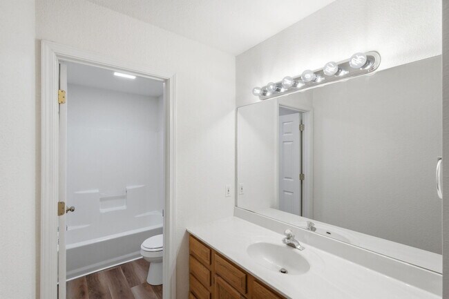 Building Photo - 4404 W Jeana Ct