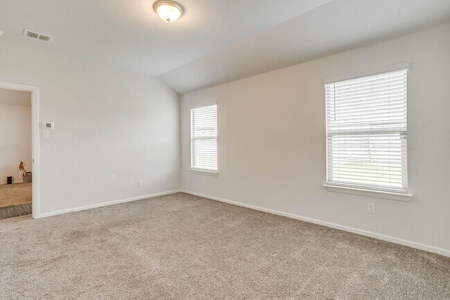 Building Photo - Nice 3 Bed, 2 Bath House in Creekside Esta...