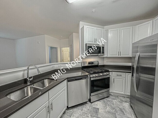 Building Photo - 4210 Mozart Brigade Ln