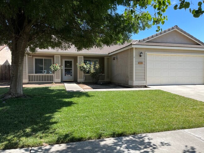 Building Photo - 1394 W Bella Oaks Way
