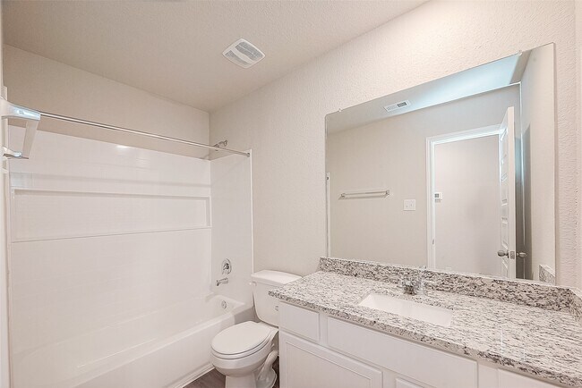 Building Photo - 2335 Tavo Trails Dr