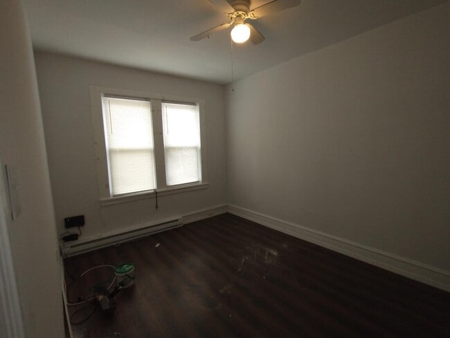 Building Photo - 5626 N 12th St