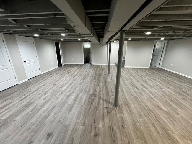 Building Photo - 328 4th St