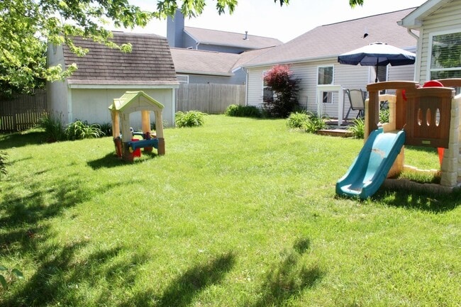 Building Photo - Beautiful 3 Bedroom 2 Bath in Sterling Heights