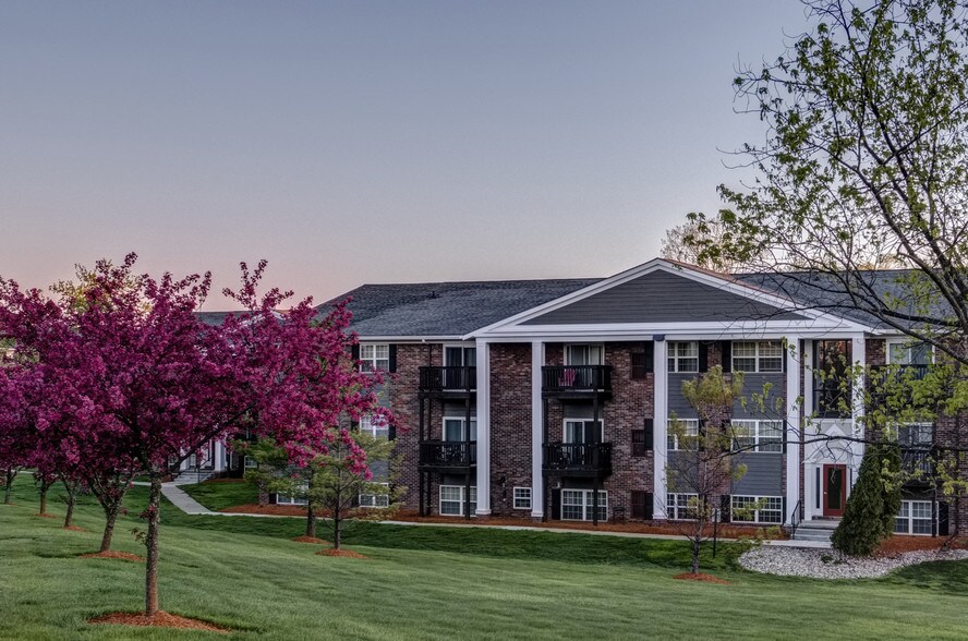 Knob Hill Apartments 2300 Knob Hill Dr Okemos MI 48864 Apartment Finder