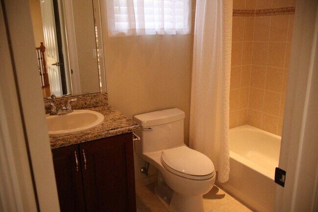 Building Photo - 10345 Medicis Pl