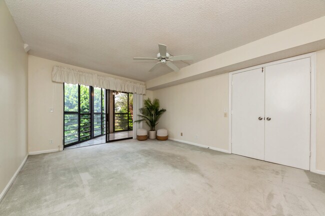 Building Photo - 10173 Mangrove Dr