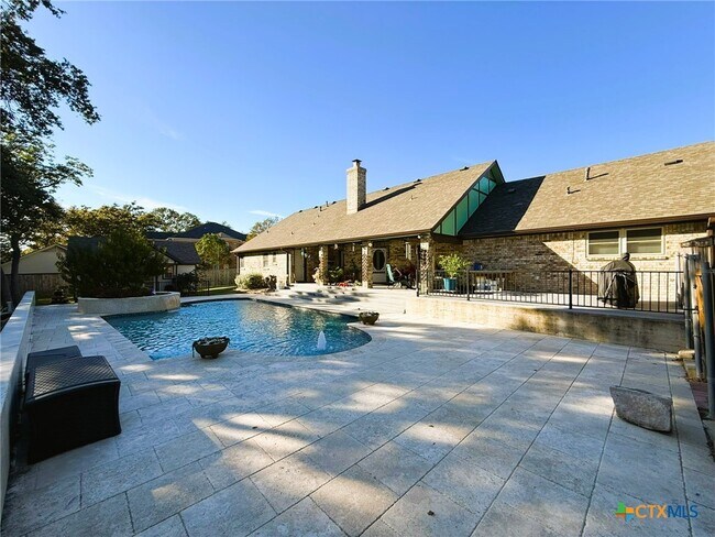 Building Photo - 3117 Kensington Ct