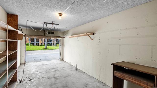 Building Photo - 812 Kalpati Cir