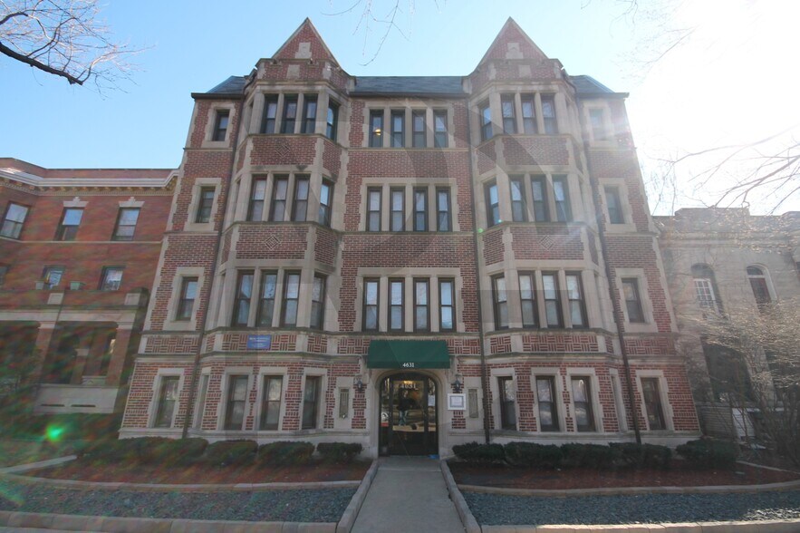 Building Photo - 4635 N Paulina St