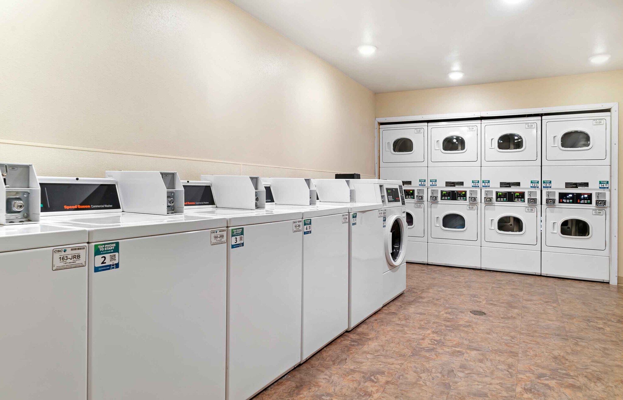 Building Photo - Furnished Studio-Grand Rapids - Wyoming