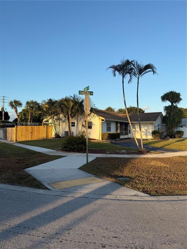 Building Photo - 19253 Carolina Cir