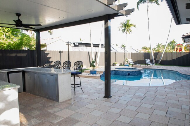 Building Photo - 14361 SW 31st St