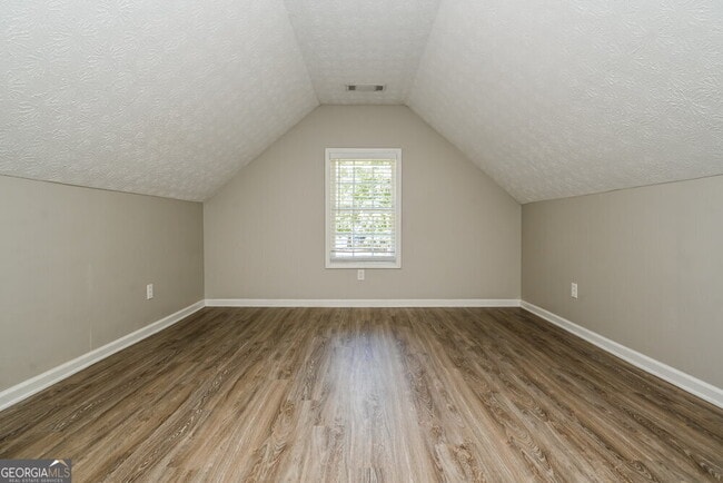 Building Photo - 195 Pecan Ridge Dr