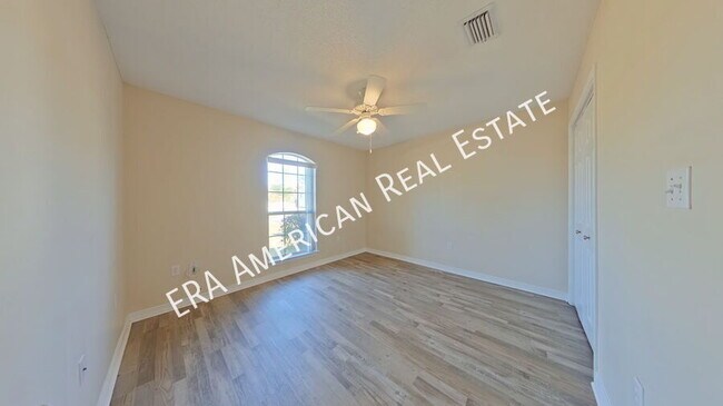 Building Photo - 6909 Leisure St