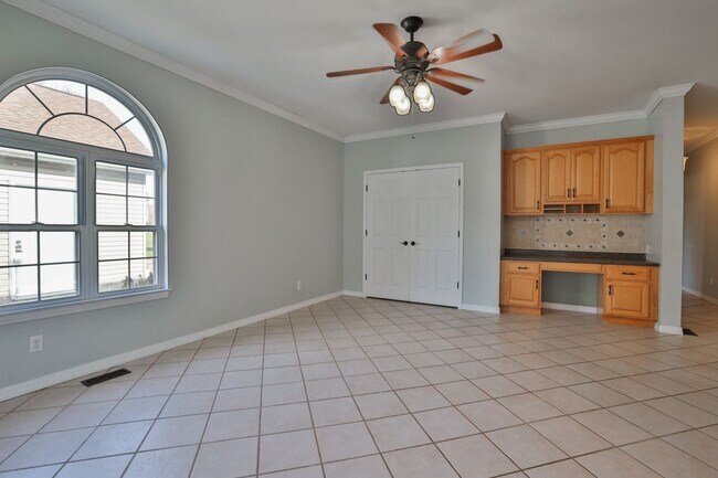 Building Photo - 151 N Meadow Ridge Trail