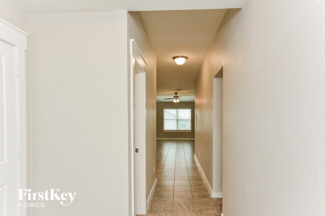 Building Photo - 10518 Rosalina Lp