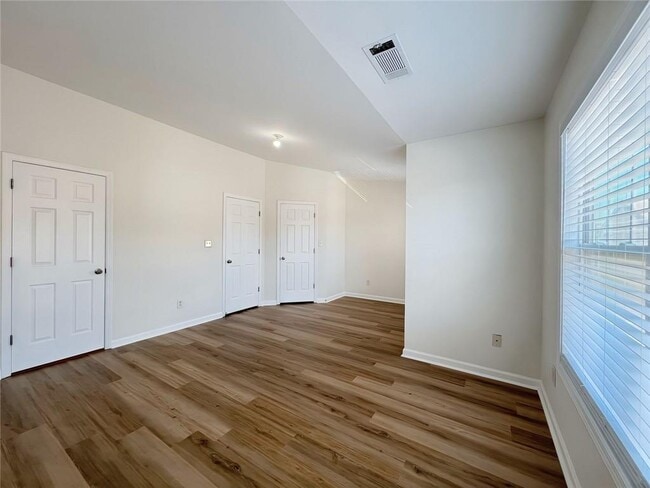 Building Photo - 2196 Executive Dr N