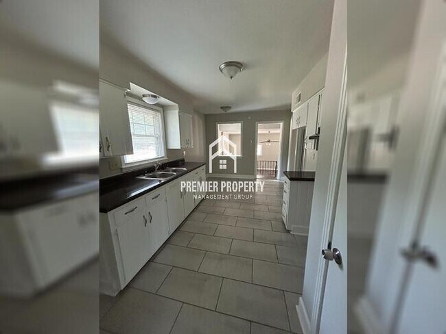 Building Photo - 5309 Lochinvar Rd