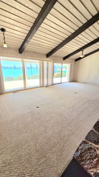 Building Photo - 6480 Havenside Dr