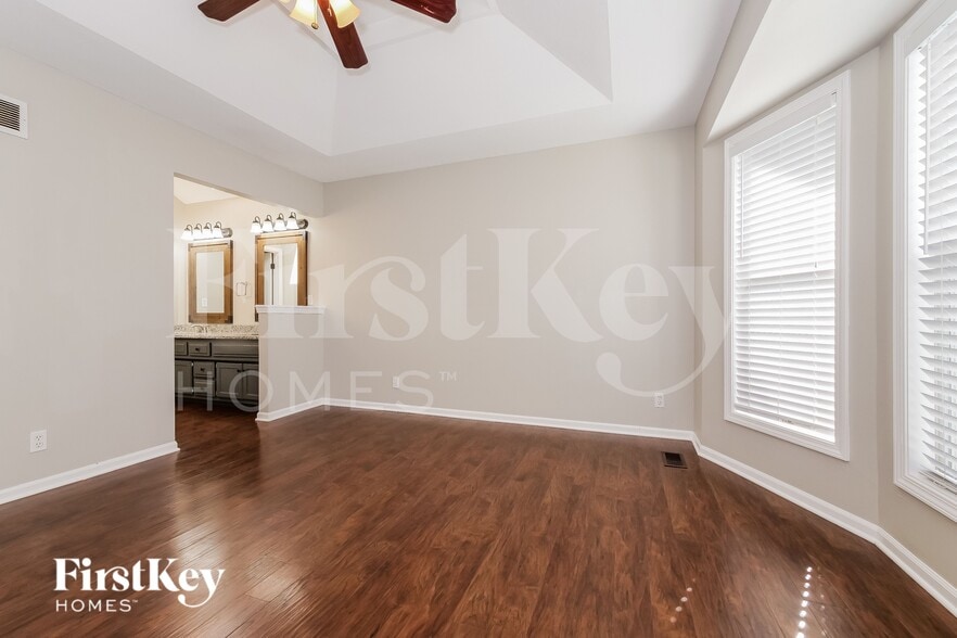 Building Photo - 9503 W 48th St