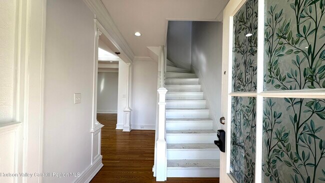 Building Photo - 16 McKinstry Pl