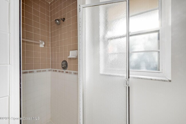 Building Photo - 5 Cache Cay Dr