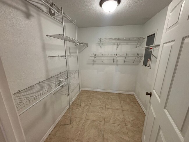 Building Photo - 3 Bedroom/ 2 Bath home in Micanopy