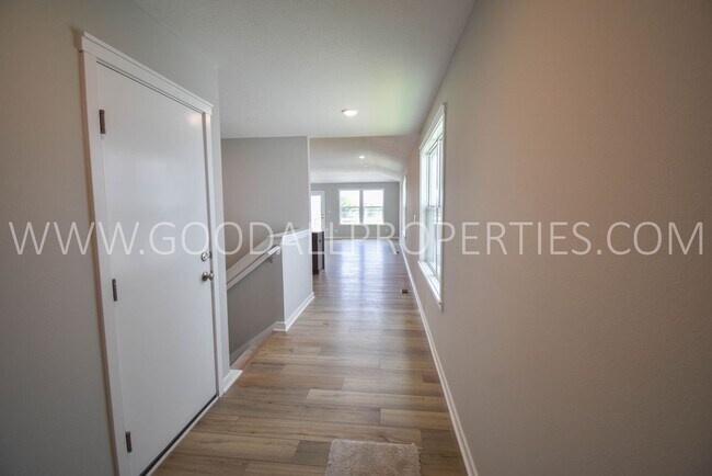 Building Photo - 3-Bedroom, 3-Bath Ranch Home in Waukee with Finished Basement & Pond Views