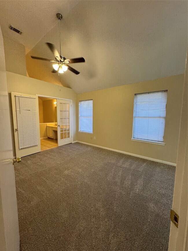 Building Photo - 4707 Innsbruk Dr