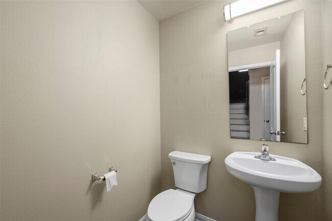 Building Photo - 1843 Garnet Breeze Dr