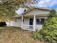 Building Photo - 7362 Sabre Ave