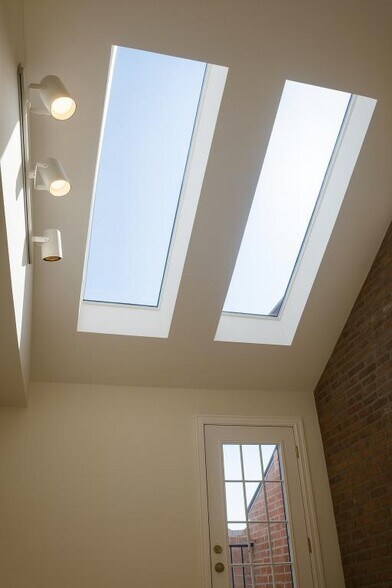 Building Photo - 42 Avenue B