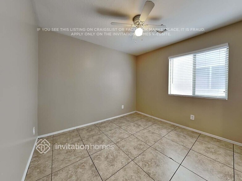 Building Photo - 3433 W La Salle St