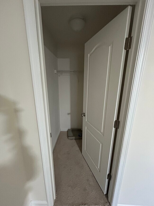 Building Photo - 7125 Durrette Rd