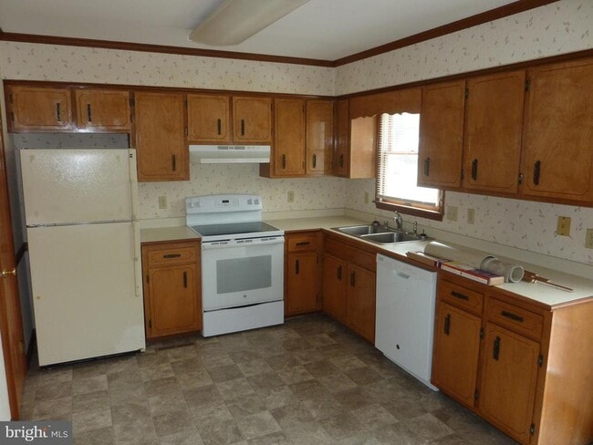 Building Photo - 1008 Sumac Cir