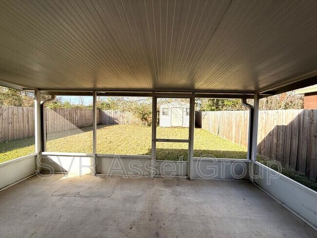 Building Photo - 6874 Playpark Trail W