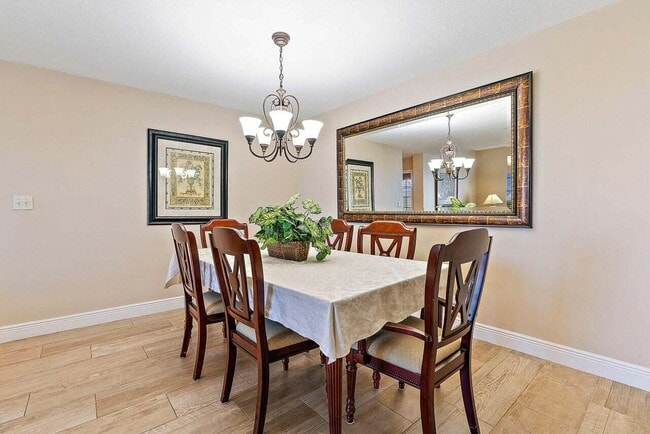 Building Photo - 1200 Town Center Dr