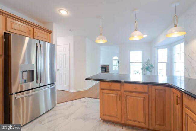 Building Photo - 3244 Titanic Dr