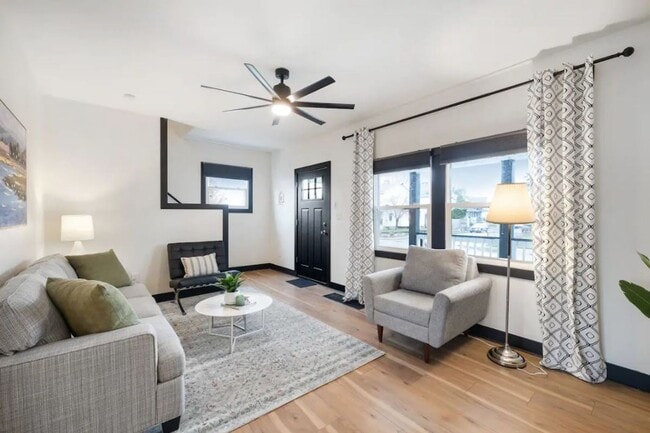Building Photo - Beautifully Updated 3-Bedroom Home on a Corner Lot – Modern & Spacious!