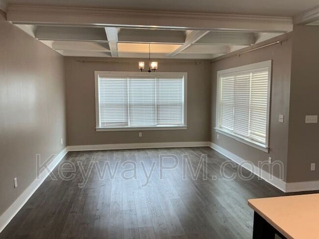 Building Photo - 658 Broadsword Wy