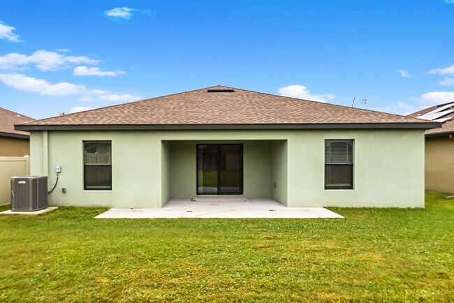 Building Photo - 920 Wynnmere Walk Ave