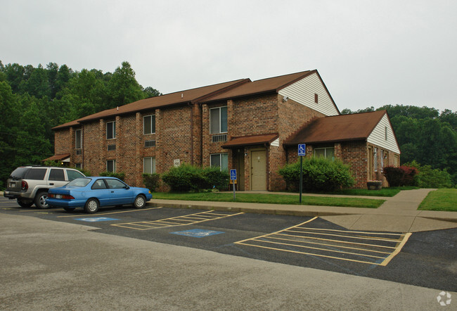 Primary Photo - Summers Village Apartments