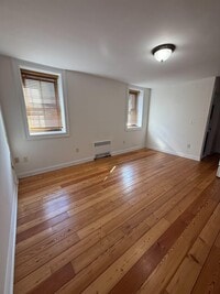 Building Photo - 800 Bloomfield St