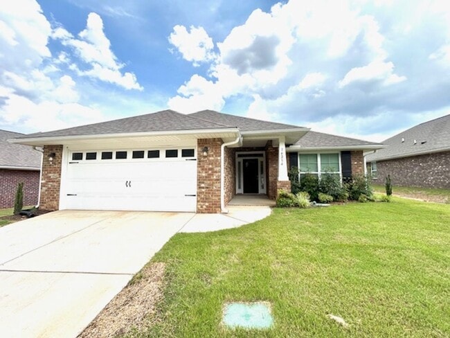 Building Photo - Beautiful 4 Bedroom 2 Bath Home! $300 OFF ...