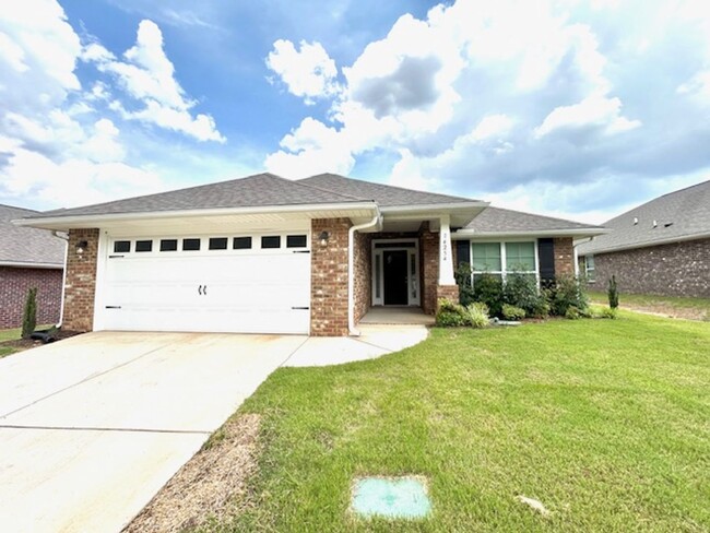 Building Photo - Beautiful 4 Bedroom 2 Bath Home! COMING SOON!
