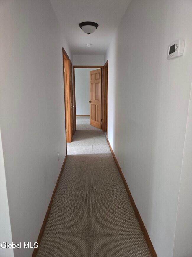 Building Photo - 222 S Ten Broeck St
