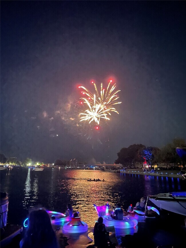 Building Photo - 12500 Melville Dr